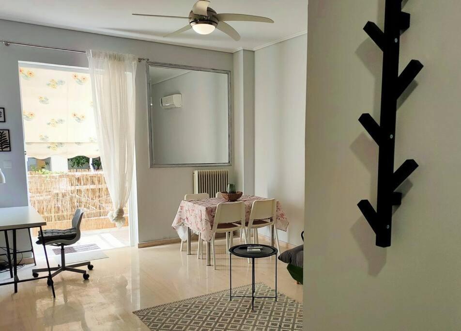 Δίπλα Στο Πάρκο Kalamata Exterior foto